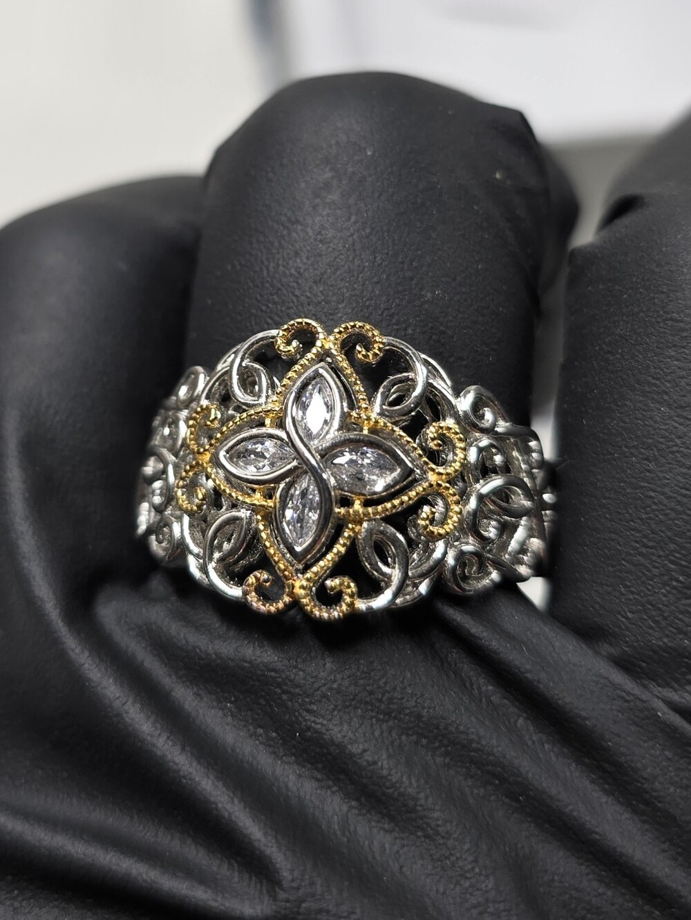 Sterling Silver 925 Two-Tone Filigree Flower Ring with Clear Stones